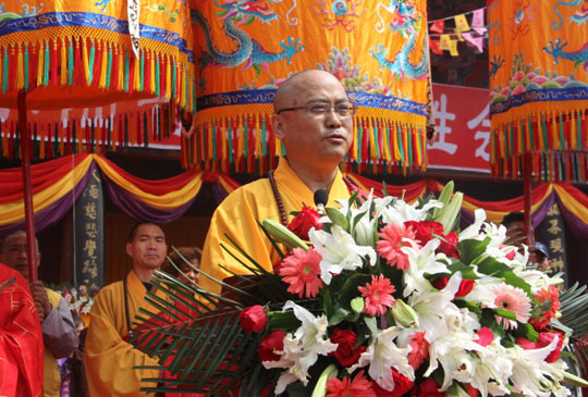 「佛教」山东宝相寺佛牙舍利面世二十一周年纪念法会圆满 「佛教」山东宝相寺佛牙舍利面世二十一周年纪念法会圆满