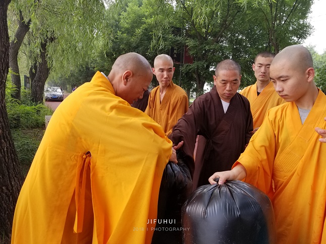 「放生功德」明日，积福慧启建庚子年第十期放生共修！随喜参加！