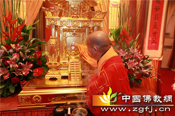 「邵武」广东深圳弘法寺恭送本焕长老舍利赴福建邵武华严寺永久安奉