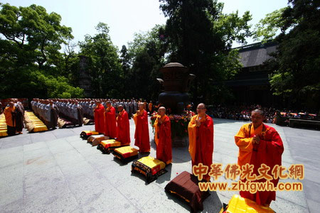 「佛教」浙江灵隐寺2012“东南佛国.杭州”托钵行脚 福慧行大型祈福法会