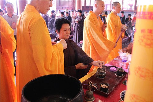 「观音」福建厦门石室禅院、梵天禅寺举行观音成道日拜千佛祈福吉祥法会