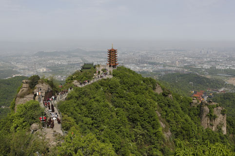 「佛教」浙江绍兴炉峰禅寺举行2016年千人拜山法会