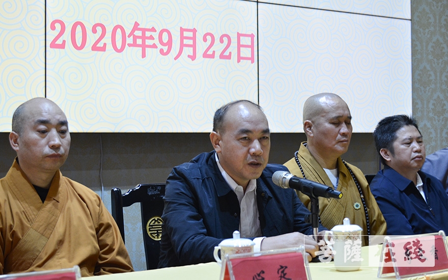 「峨眉山」峨眉山佛学院举行2020年秋季开学典礼