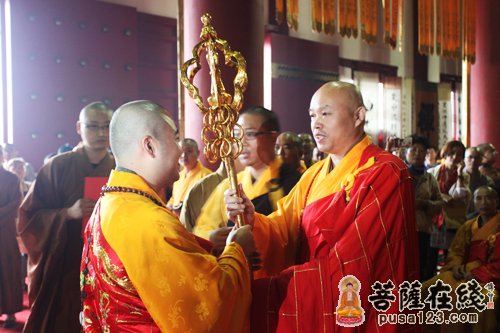 「佛教」江苏徐州宝莲寺举行觉耀法师荣膺方丈升座庆典
