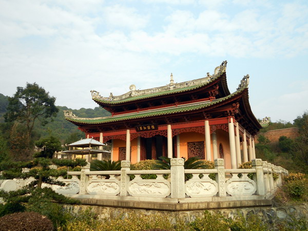 「南华寺」水月清梅：曹溪南华寺撷影