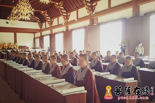 「佛教」菩萨快报：千年古刹 千人抄经