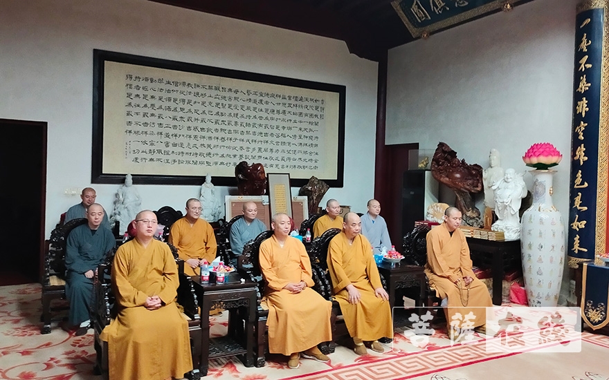 「普陀山」普陀山普济禅寺召开全体执事会议