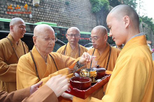 「佛教」世界佛教华僧会会长净心长老到访福建厦门鸿山寺 「佛教」世界佛教华僧会会长净心长老到访福建厦门鸿山寺