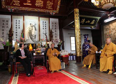 「佛教」云南弥勒县佛文化考察团一行到宁波天童禅寺考察学习
