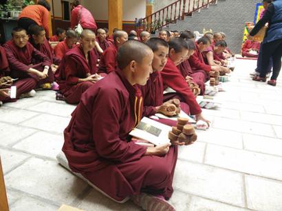 「佛教」云南佛教协会为尼众寺院举行慈善义诊并发放爱心物资