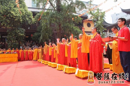 「佛教」南京毗卢寺隆重举行万佛楼落成十周年庆典暨观自在大佛开光法会
