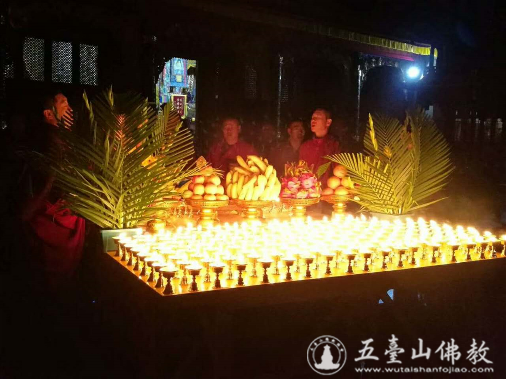 「五台山」月光菩萨圣诞日,五台山各大寺院举行中秋拜月祈福法会 「五台山」月光菩萨圣诞日,五台山各大寺院举行中秋拜月祈福法会