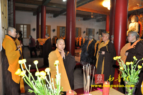 「南普陀寺」正月十五喜迎元宵佳节——厦门南普陀寺、紫竹林寺举行2011年请执仪式