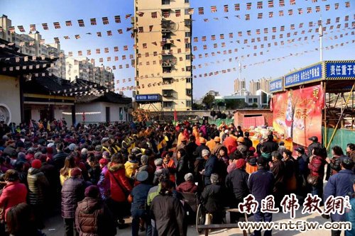 「佛教」江苏南通佛教居士林隆重举行藏经楼上梁庆典活动