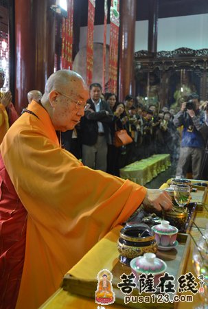 「佛教」法弘法师升座庆典暨绍兴安康寺全堂佛像开光法会取得圆满