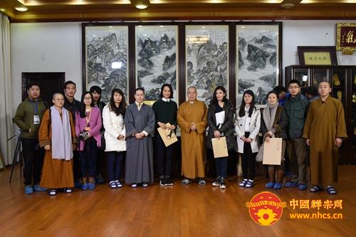 「佛教」《禅风心路》摄制组在广东韶关南华禅寺取景拍摄
