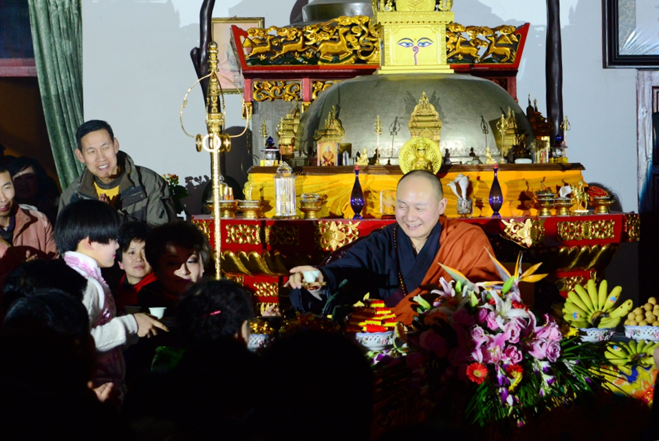 「慧日禅寺」2015年慧日禅寺春节晚会 佛光照大千 吉祥满乾坤 「慧日禅寺」2015年慧日禅寺春节晚会 佛光照大千 吉祥满乾坤