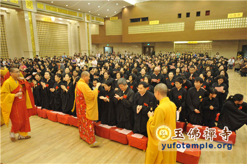 「文殊菩萨」上海玉佛禅寺举行2013年文殊菩萨圣诞点灯祈慧法会 「文殊菩萨」上海玉佛禅寺举行2013年文殊菩萨圣诞点灯祈慧法会