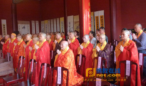 「佛教」贵阳西普陀寺举行佛像开光暨藏青法师升座法会