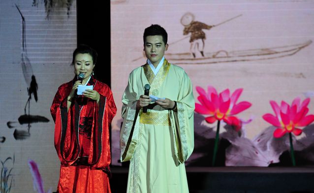 「传喜法师」13.5.13.传喜法师主持江苏镇江“天籁梵音”恭迎佛陀圣诞祈福梵呗音乐会