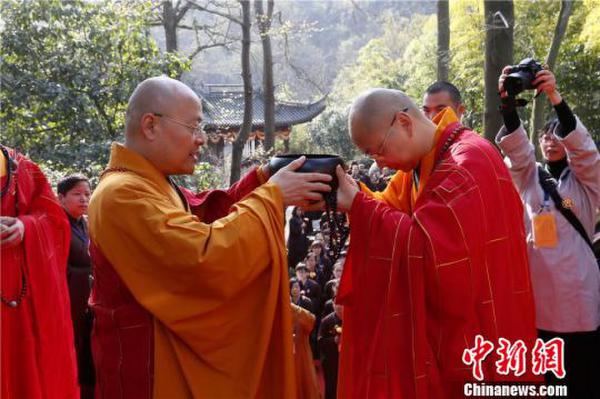 「佛教」浙江千年古刹永福寺迎来新任方丈念顺法师