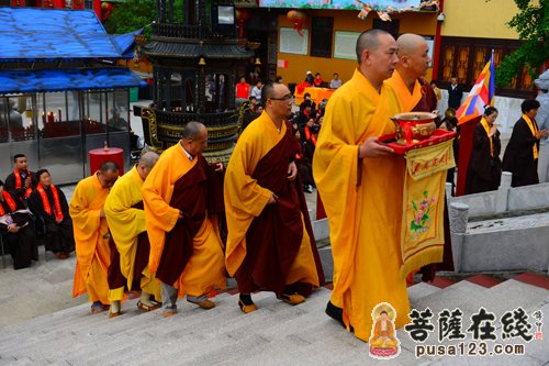 江苏扬州市宝应龙竿寺举行千佛堂开光法会 江苏扬州市宝应龙竿寺举行千佛堂开光法会
