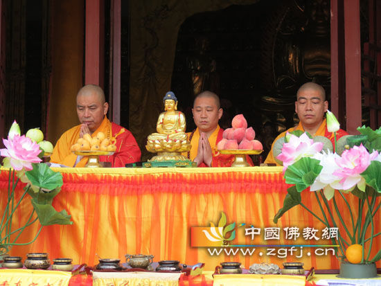 「藁城」河北藁城天台寺传授在家居士菩萨戒法会
