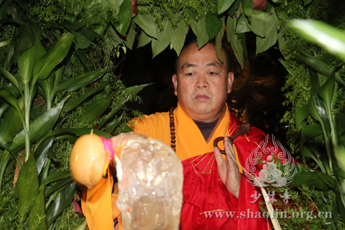 「少林寺」河南嵩山少林寺举办浴佛节大法会 纪念佛祖诞辰2560周年