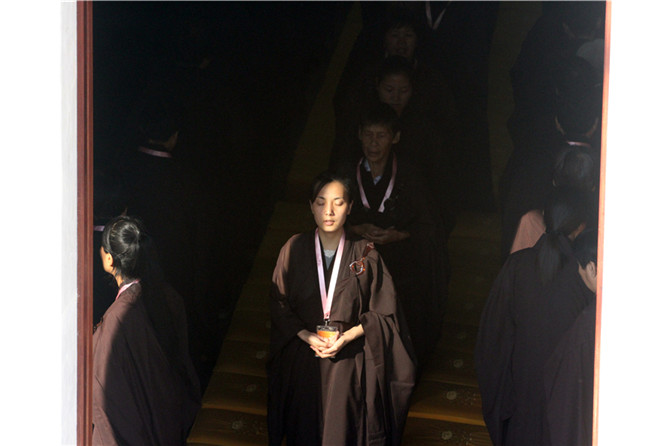 「佛教」佛七组图:一句弥陀 作大舟 「佛教」佛七组图:一句弥陀 作大舟