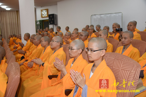 「佛教」福建闽南佛学院隆重举行2015年秋季开学典礼