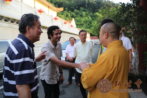 「弘法寺」尼泊尔国际与战略研究所所长柯依拉腊访问广东弘法寺