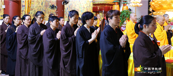「普贤行愿品」广东深圳弘法寺纪念本焕长老涅槃四周年诵经法会 「普贤行愿品」广东深圳弘法寺纪念本焕长老涅槃四周年诵经法会