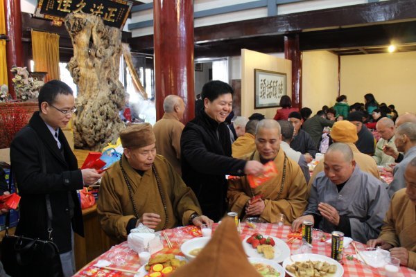 「雁荡山」浙江雁荡山能仁寺举行2014年新年团圆饭活动