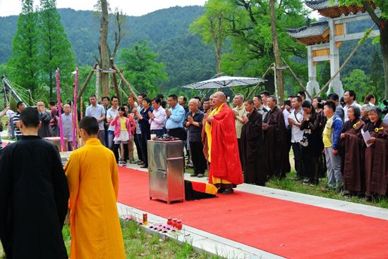 「佛教」河南黄柏山法眼寺晒汉地最大手绘大佛