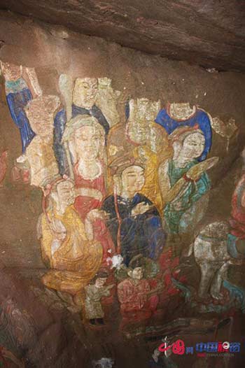 「壁画」四川深山石壁上惊现千年佛陀摩崖壁画