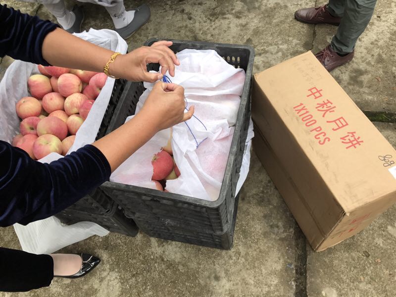 「敬老院」印悟法师率湖南大同禅寺僧众为敬老院和学生送中秋祝福