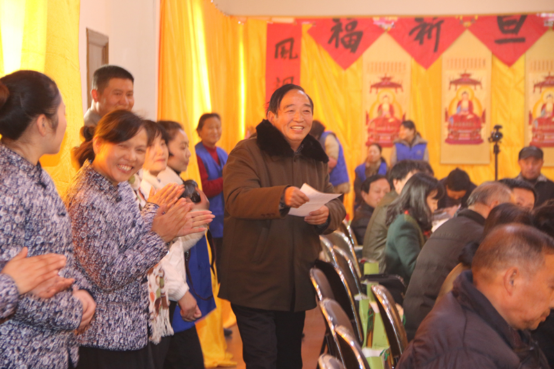 「大冶」“祥和大千  新年祈福”大冶市诗词楹联学会莅临目莲寺参访采风  献诗献联