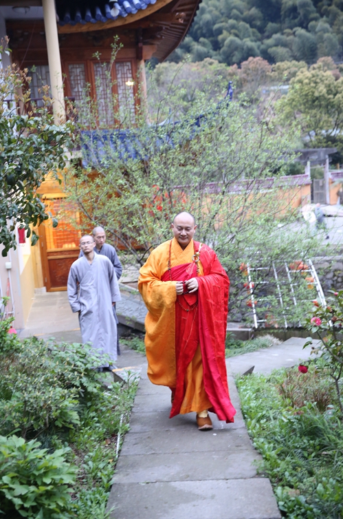 「慧日禅寺」2016年清明节宁波慧日禅寺举办心灵讲座暨蒙山施食超荐法会