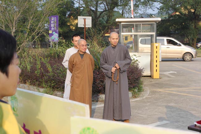 「佛教」祖庭慈心救疾苦，护生施福济患难