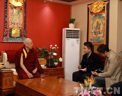 「安曲活佛」海外漂泊56年，安曲活佛回国定居：身心都很愉快