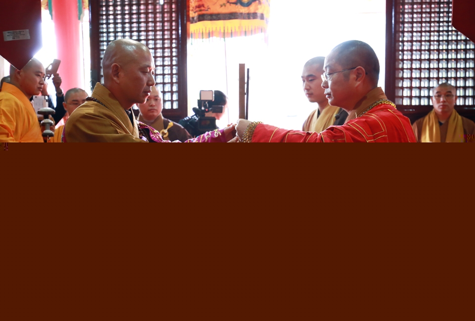 江苏南通福田寺举行智峰法师升座庆典暨毗卢阁三身佛开光法会