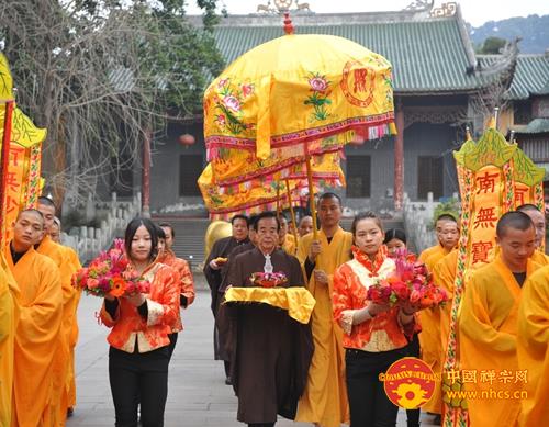 「释迦牟尼」广东南华禅寺隆重举行万佛宝塔供奉佛陀舍利安座仪式