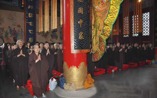 「佛教」为弘扬净土法门，天津荐福观音寺举行昼夜精进念佛法会
