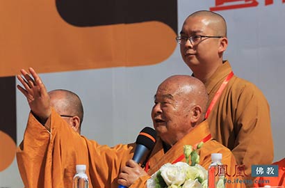 「佛教」全球108位高僧云集南京 佛顶骨舍利供奉大典盛况空前