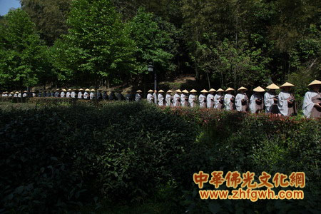 「佛教」浙江灵隐寺2012“东南佛国.杭州”托钵行脚 福慧行大型祈福法会