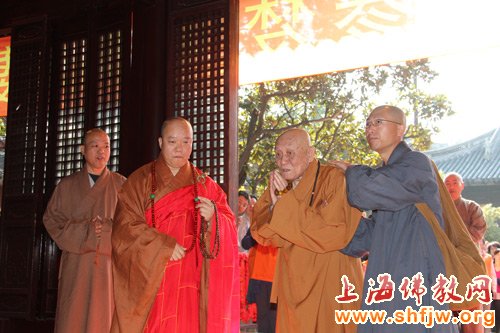 「佛教」梦参长老莅临上海龙华古寺 照诚大和尚虔诚恭迎