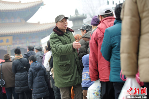 「腊八节」各地寺院腊八施粥忙　喜迎吉祥新年