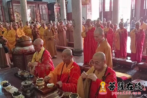 「佛教」“第八届闽台佛教文化交流周”暨“佛教自身建设与祖师禅研讨会”在福州举行