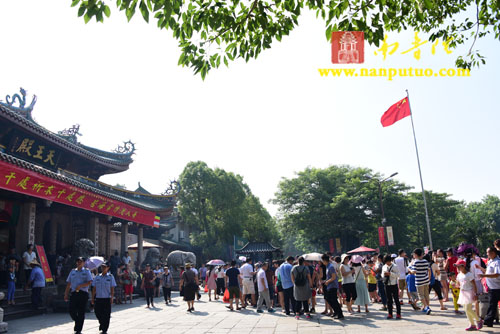 「观音」福建厦门南普陀寺举行观世音菩萨成道日系列活动