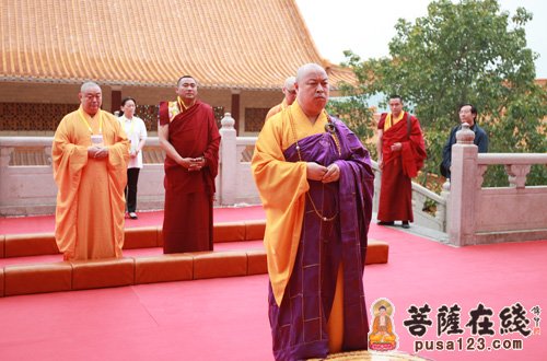 「佛教」泰国佛教界隆重恭迎本焕长老舍利安奉启动仪式举行